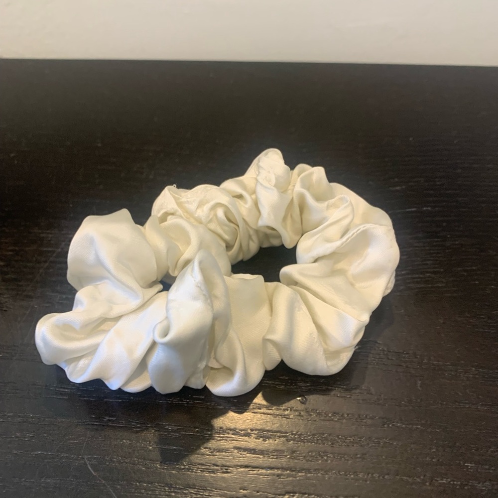 Sunday best silk scrunchie